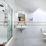 švýcarský Dům Hotel