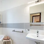 Hotel švýcarský Dům 3*