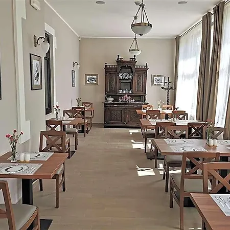 Hotel Svycarsky Dum Sneznik