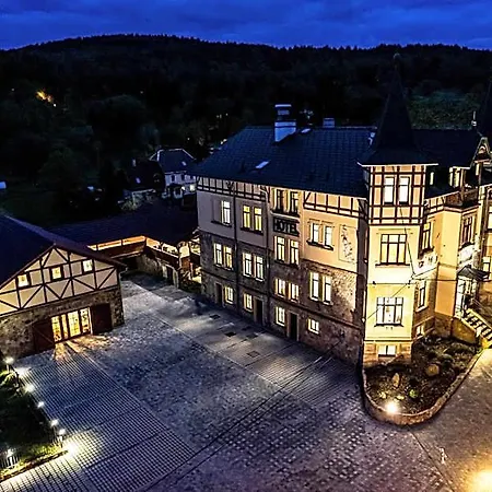 Hotel Svycarsky Dum Sneznik