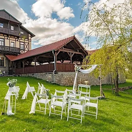 Hotel Svycarsky Dum Sneznik
